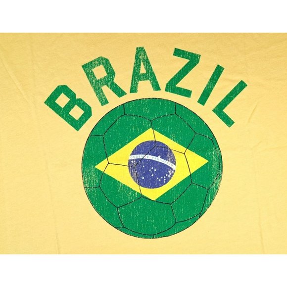 Brazil T-shirt Men XL Futebol Football Soccer Yellow Green Retro Brand Sport - Picture 2 of 5